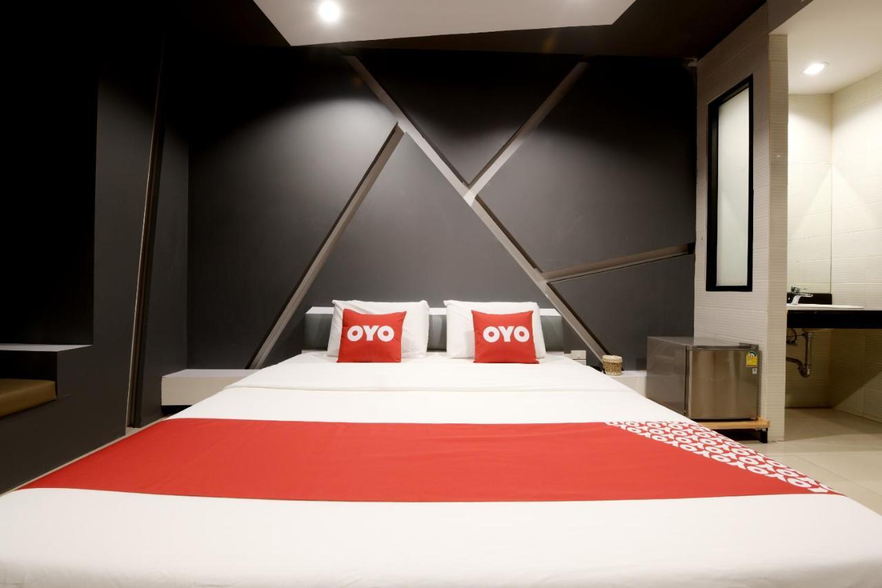 Sriracha Hotel And Spa Ban Huai Yai Phrom Екстериор снимка