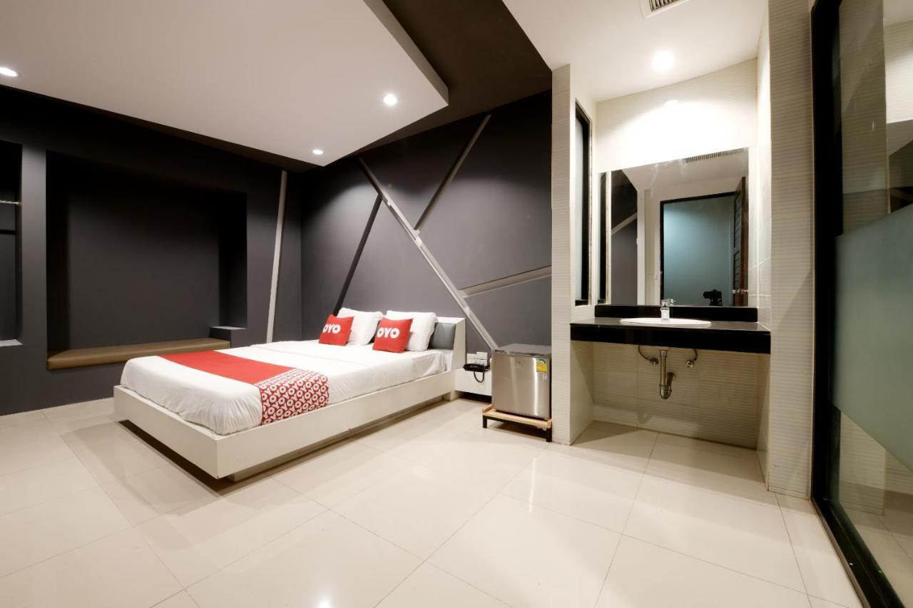 Sriracha Hotel And Spa Ban Huai Yai Phrom Екстериор снимка